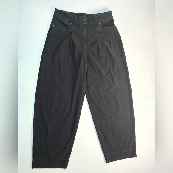 EUC Lululemon Black Five Pocket Pants Size 27 - Picture 1 of 6